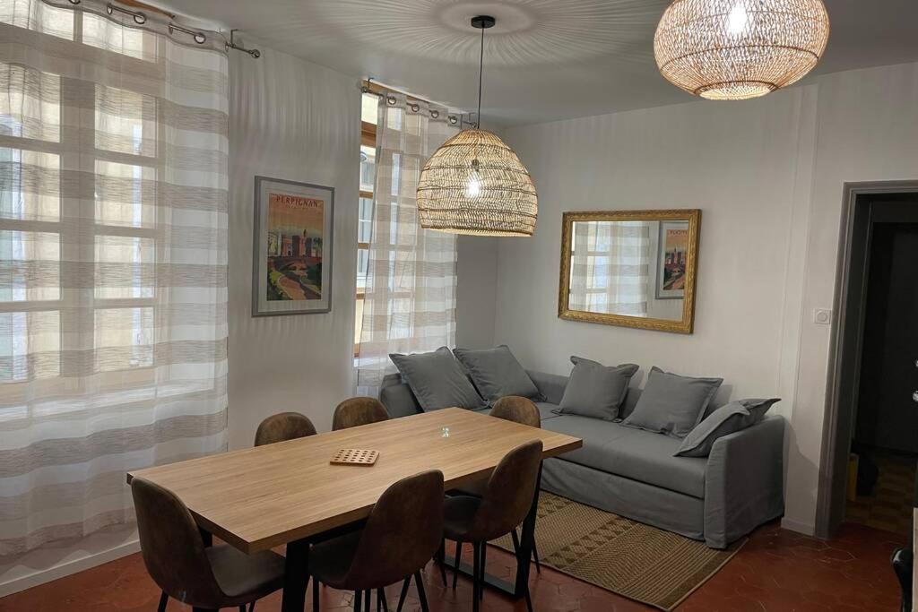 פרפיניין Republique Appartements Centre Historique מראה חיצוני תמונה