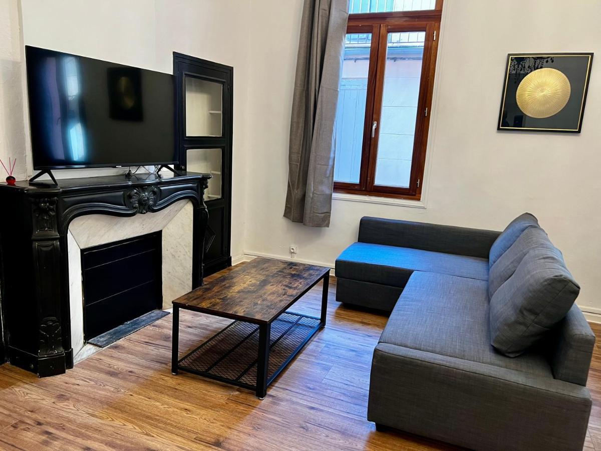 פרפיניין Republique Appartements Centre Historique מראה חיצוני תמונה